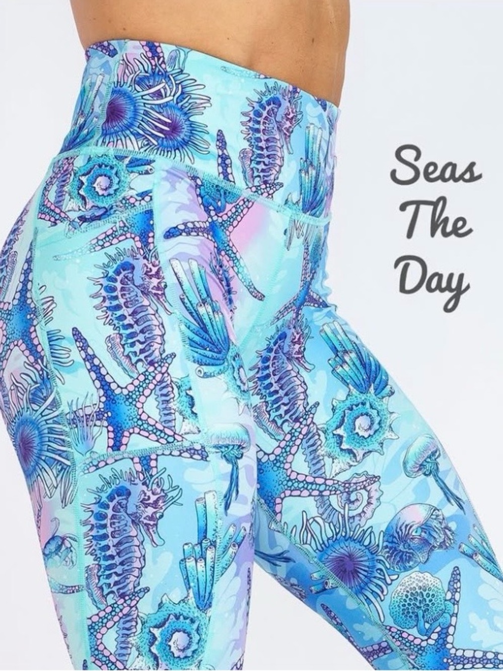 CVG Seas the Day Capri Large Under the Sea Seahorse Jellyfish Starfish Pockets